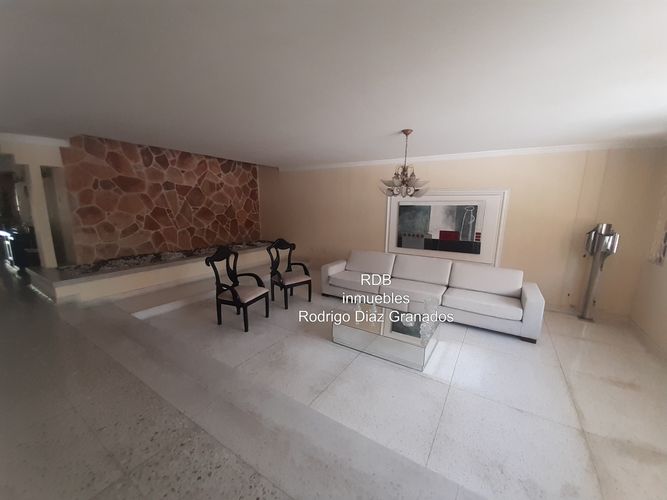 Casa de 6 alcobas en venta en Altos De Riomar, Barranquilla, 694 m² · foto 3 de 24