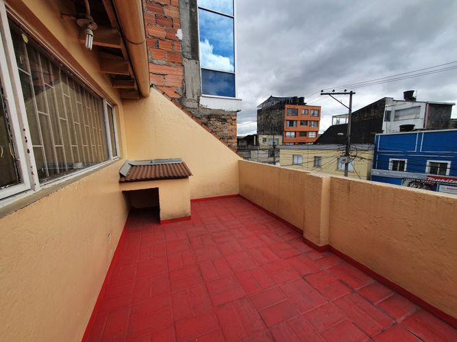 Casa de 5 alcobas en venta en 12 De Octubre, Bogotá, 239 m² · foto 22 de 23