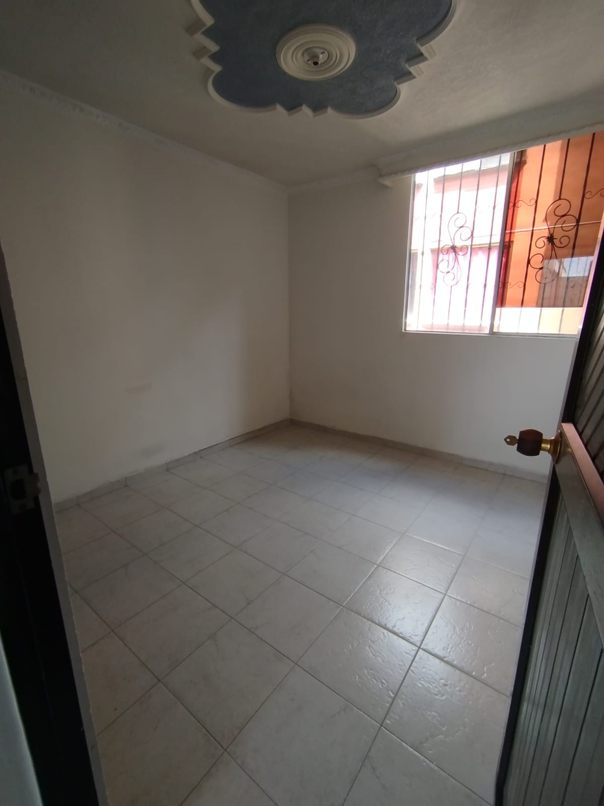 Apartamento en venta en Cañaverales, Cali · foto 5 de 16