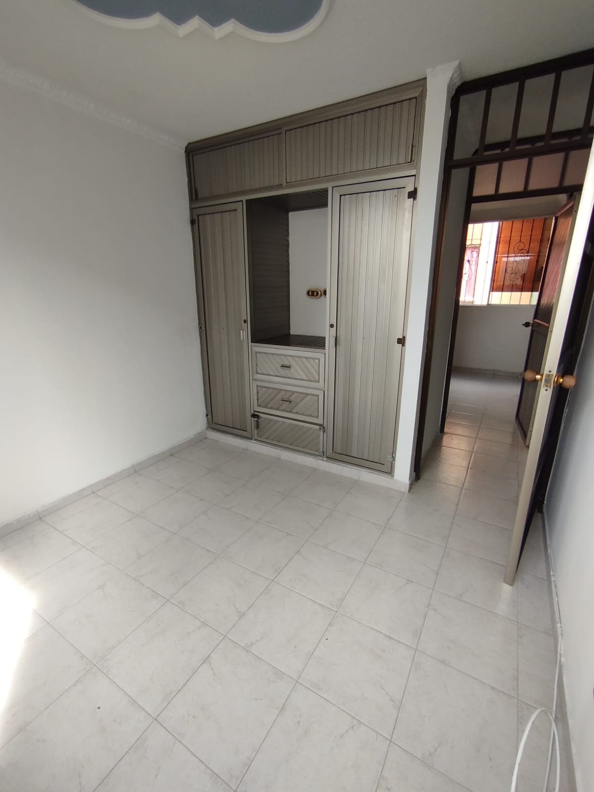 Apartamento en venta en Cañaverales, Cali · foto 9 de 16