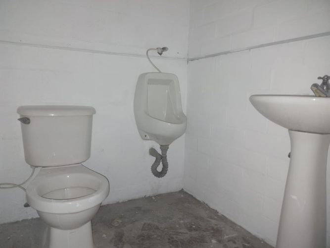 Local en arriendo en Cristo Rey, Medellín, 270 m² · foto 18 de 18