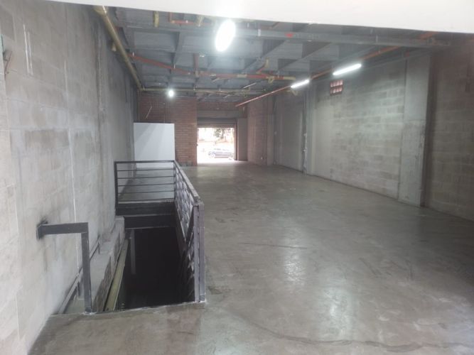 Local en arriendo en Cristo Rey, Medellín, 270 m² · foto 11 de 18