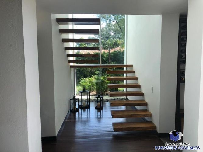 Casa de 4 alcobas en venta en Llano Grande, Rionegro, 1580 m² · foto 4 de 24