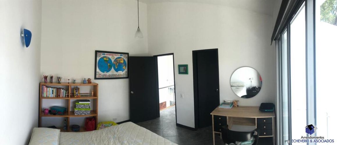 Casa de 4 alcobas en venta en Llano Grande, Rionegro, 1580 m² · foto 10 de 24