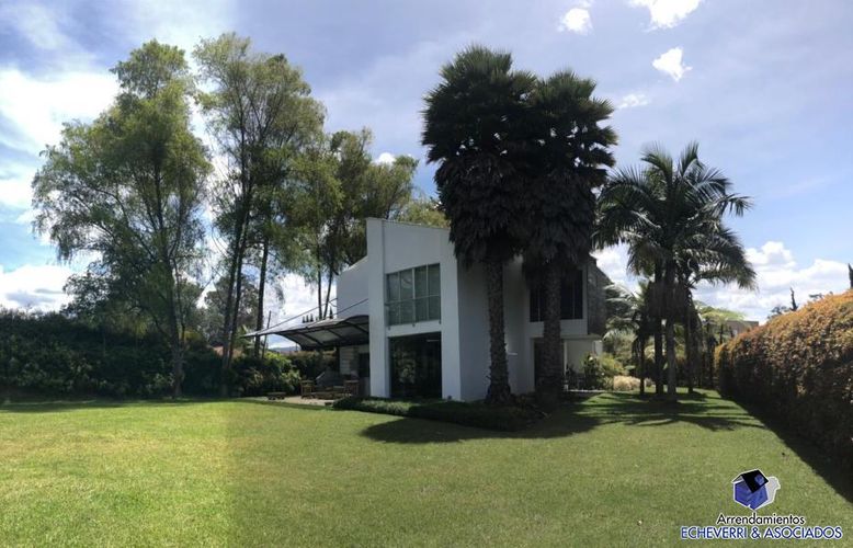 Casa de 4 alcobas en venta en Llano Grande, Rionegro, 1580 m² · foto 15 de 24