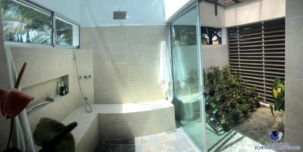 Casa de 4 alcobas en venta en Llano Grande, Rionegro, 1580 m² · foto 16 de 24