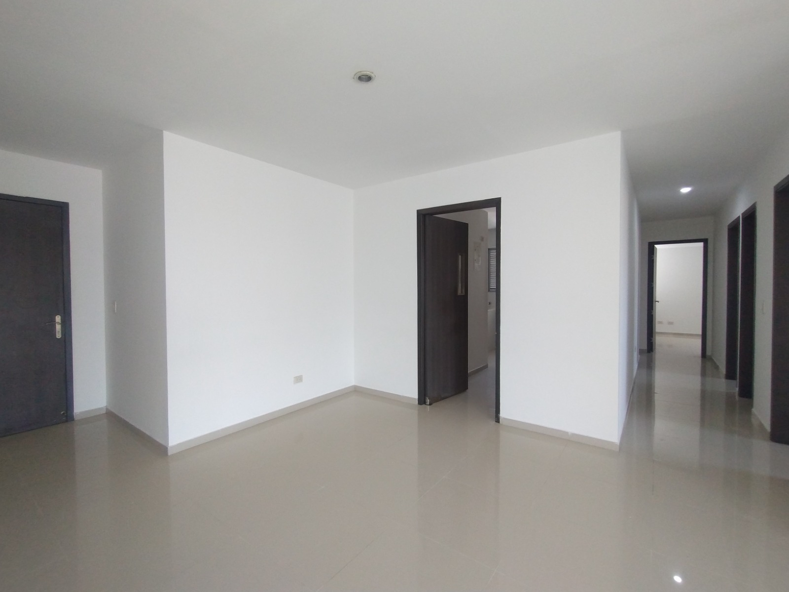 Apartamento en arriendo en El Castillo, Barranquilla · foto 3 de 19