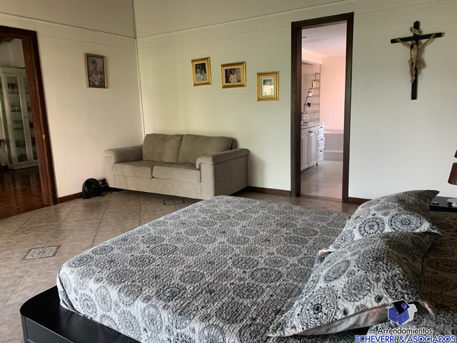 Casa de 3 alcobas en venta en El Campestre, Medellín, 280 m² · foto 12 de 23