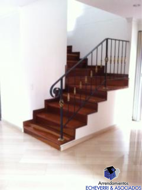 Casa de 3 alcobas en venta en El Campestre, Medellín, 280 m² · foto 17 de 23