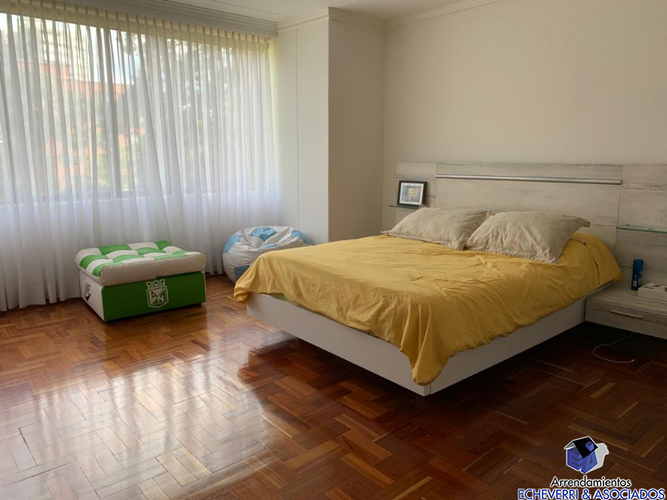 Casa de 3 alcobas en venta en El Campestre, Medellín, 280 m² · foto 19 de 23