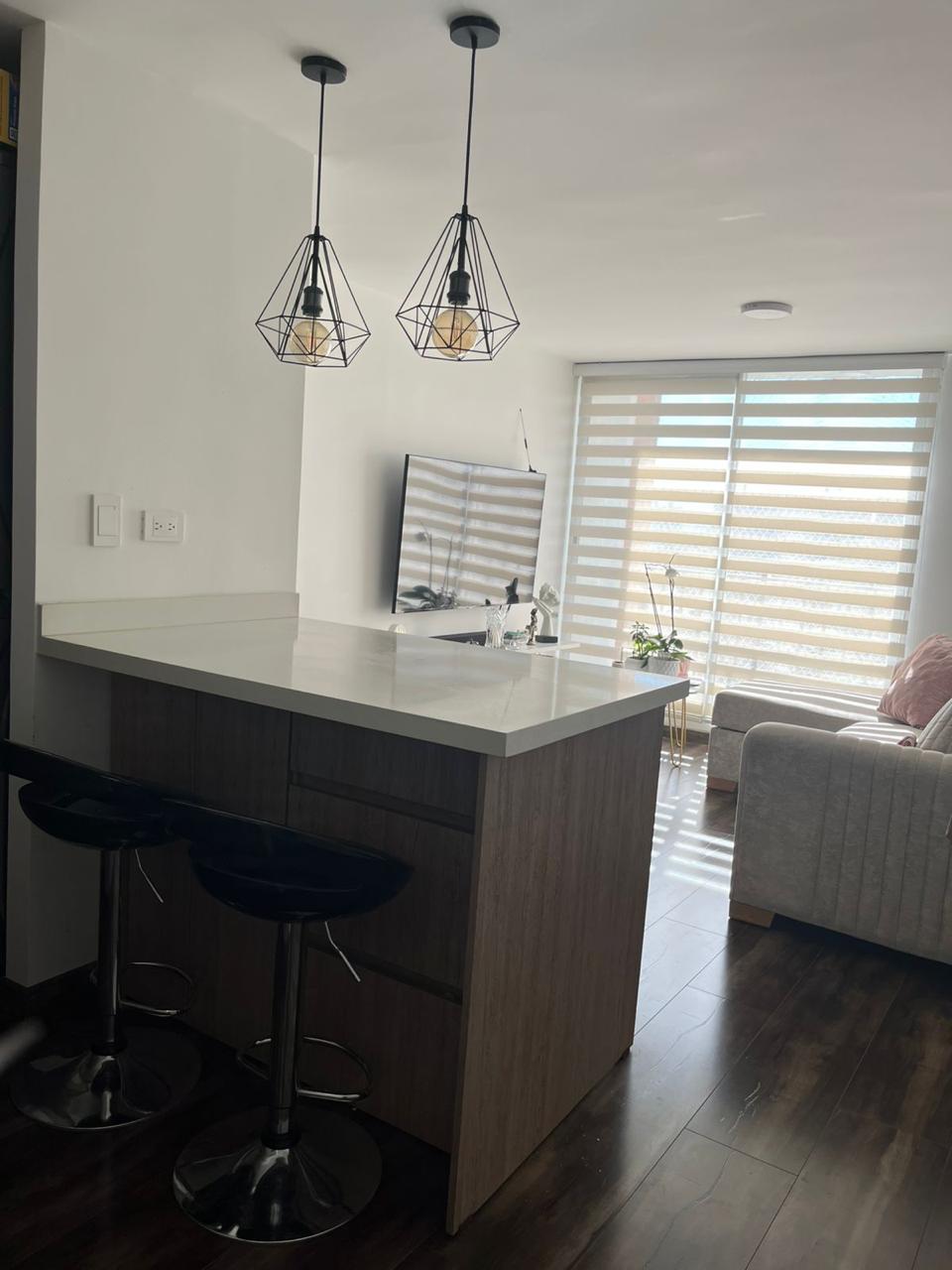 Apartamento en venta en La Laguna Fontibon, Bogotá · foto 3 de 14