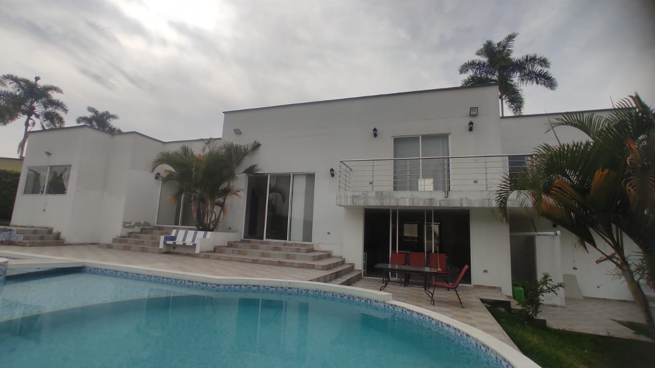 Casa en venta en Cerritos, Pereira · foto 2 de 24