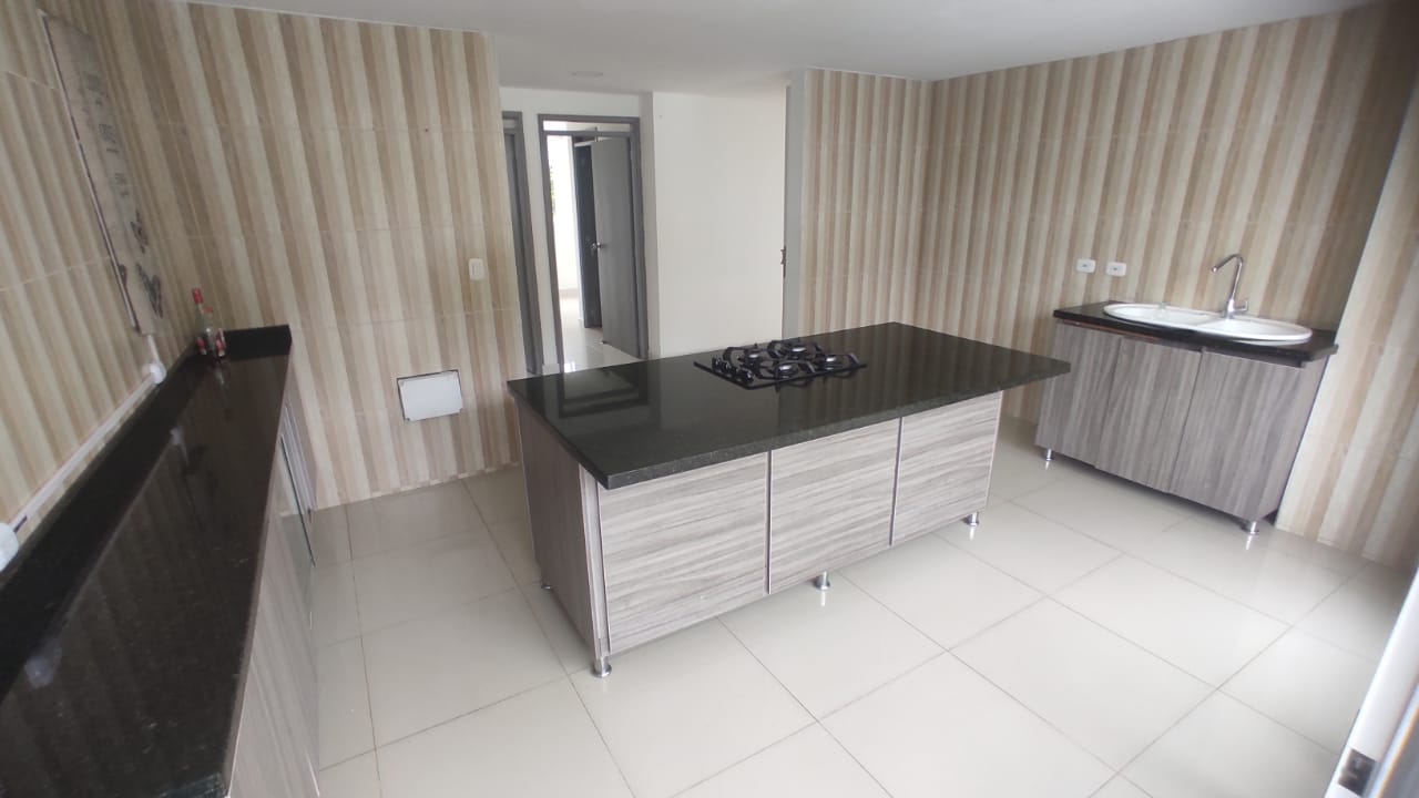 Casa en venta en Cerritos, Pereira · foto 9 de 24