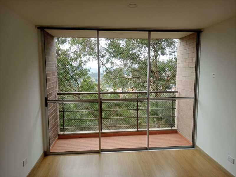 Apartamento en venta en Las Mercedes, Marinilla · foto 2 de 10