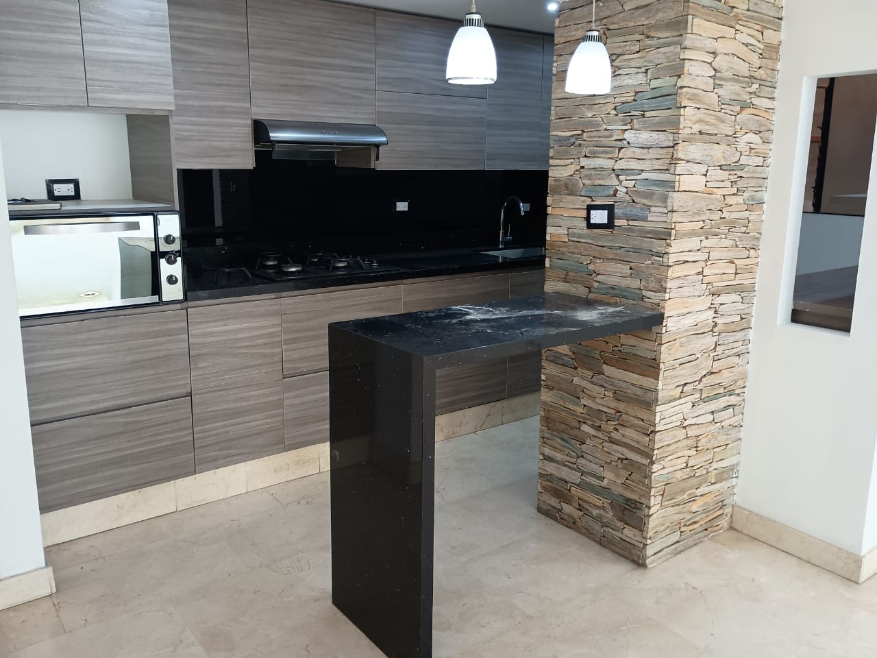 Apartamento en arriendo en Belén, Medellín · foto 9 de 17
