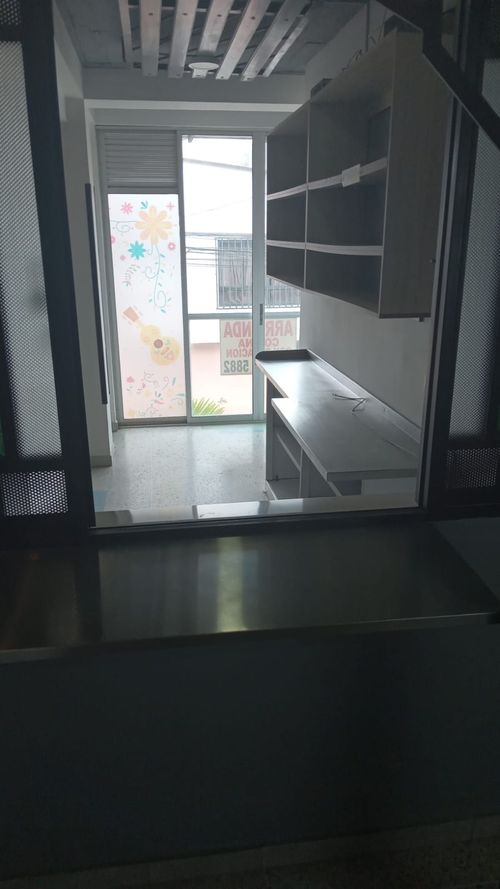 Local en arriendo en Mejia Robledo, Pereira, 52 m² · foto 7 de 8
