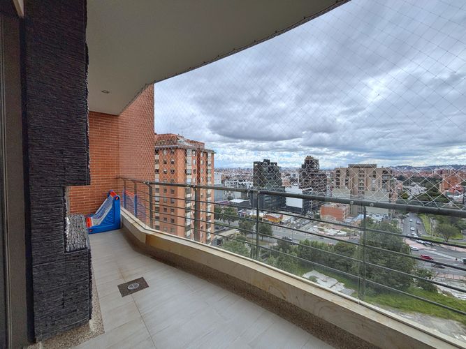 Apartamento en venta en Santa Barbara Oriental, Bogotá · foto 4 de 18