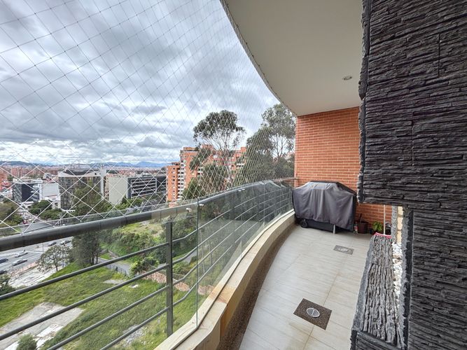 Apartamento en venta en Santa Barbara Oriental, Bogotá · foto 2 de 18