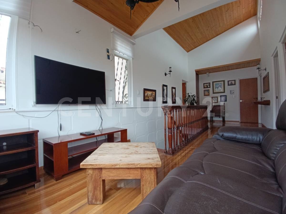 Casa en venta en Morato, Bogotá · foto 12 de 24