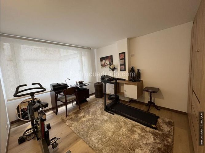 Apartamento en venta en Los Rosales, Bogotá · foto 3 de 12