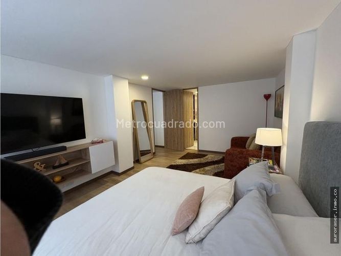 Apartamento en venta en Los Rosales, Bogotá · foto 8 de 12