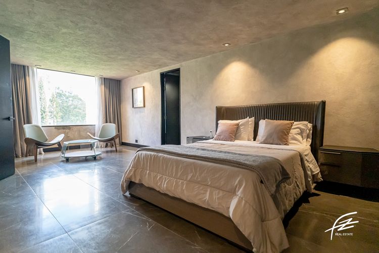 Apartamento de 5 alcobas en venta en San Lucas, Medellín, 400 m² · foto 21 de 24