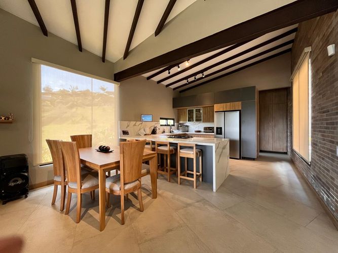 Casa de 3 alcobas en venta en El Retiro, 209 m² · foto 12 de 19