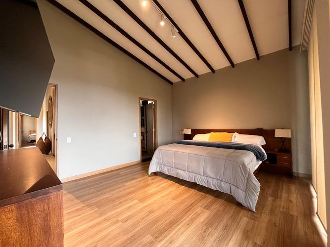 Casa de 3 alcobas en venta en El Retiro, 209 m² · foto 16 de 19