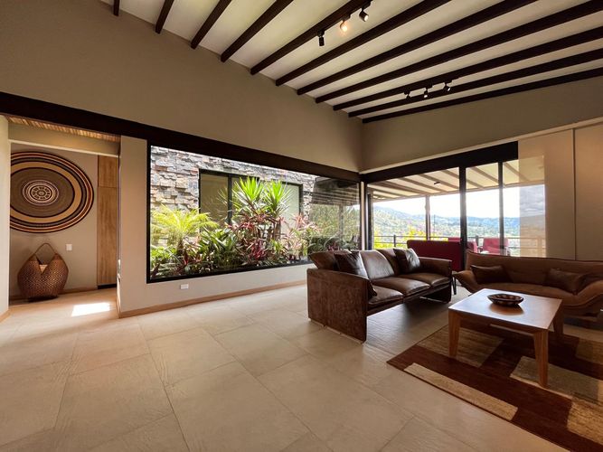 Casa de 3 alcobas en venta en El Retiro, 209 m² · foto 10 de 19
