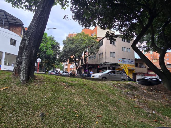 Local en venta en La América, Medellín, 15 m² · foto 13 de 15