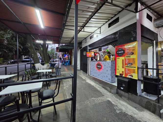 Local en venta en La América, Medellín, 15 m² · foto 14 de 15