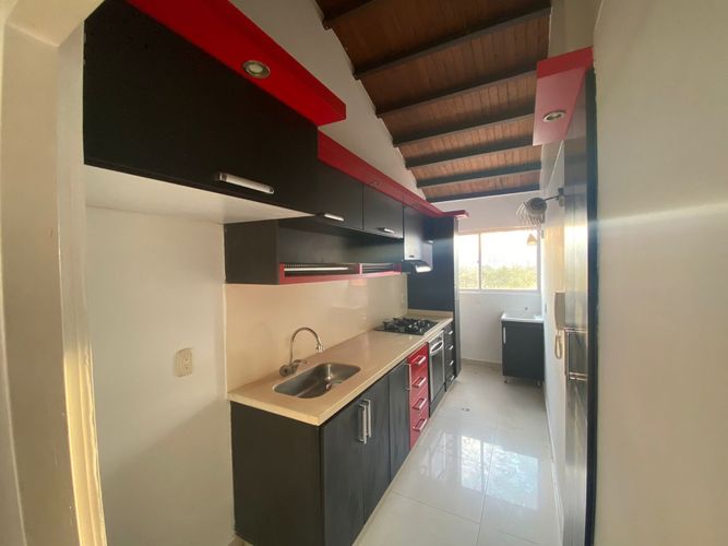 Apartamento en venta en El Bosque, Floridablanca · foto 2 de 18