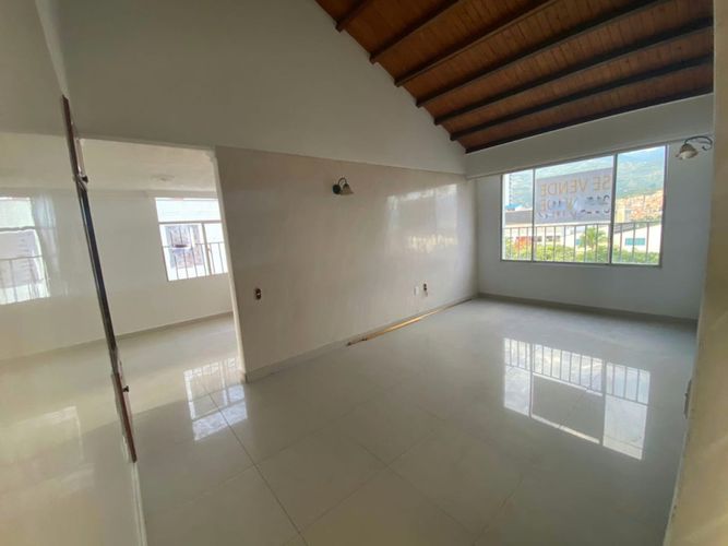 Apartamento en venta en El Bosque, Floridablanca · foto 4 de 18