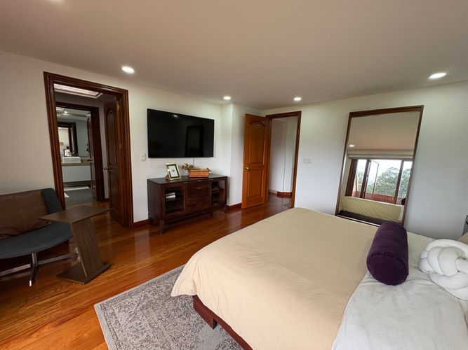 Apartaestudio en venta en La Calleja, Bogotá, 220 m² · foto 12 de 23