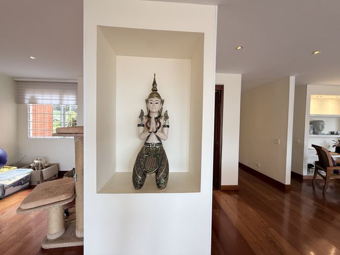 Apartamento de 2 alcobas en venta en Chapinero Alto, Bogotá, 162 m² · foto 8 de 24
