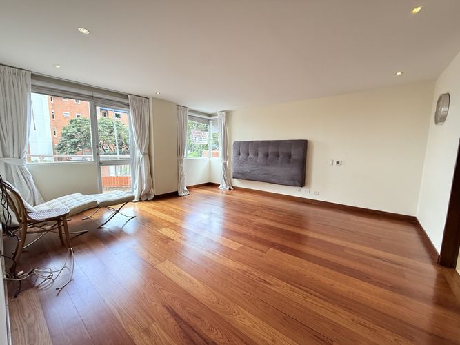 Apartamento de 2 alcobas en venta en Chapinero Alto, Bogotá, 162 m² · foto 12 de 24