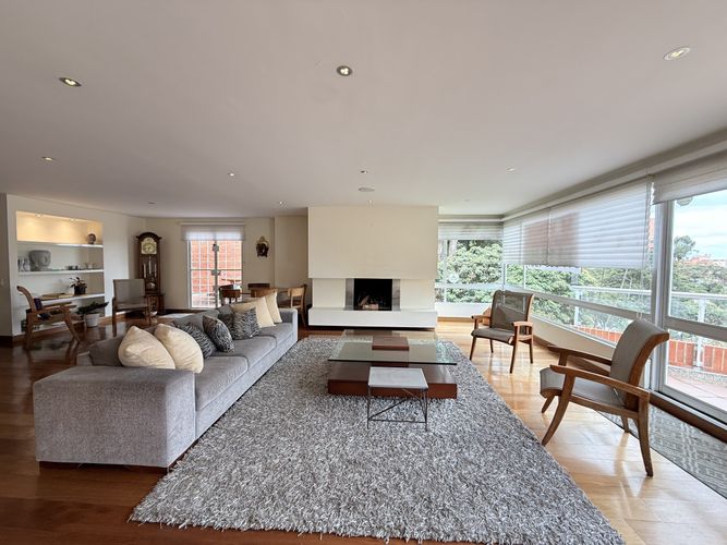 Apartamento de 2 alcobas en venta en Chapinero Alto, Bogotá, 162 m² · foto 18 de 24