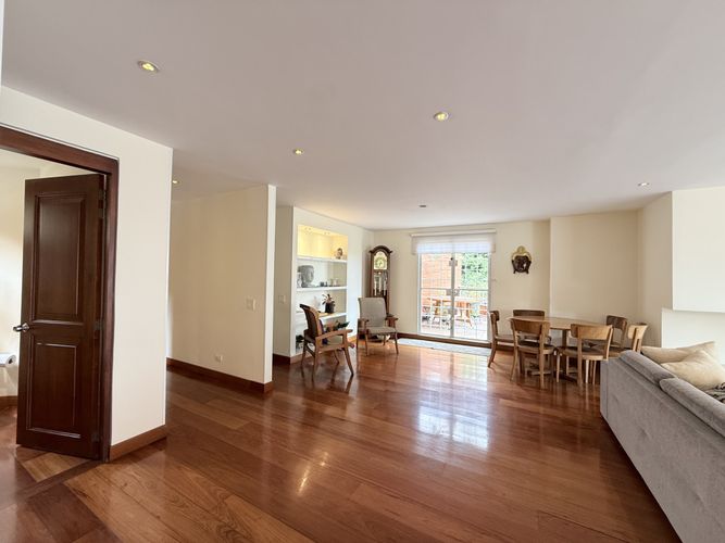 Apartamento de 2 alcobas en venta en Chapinero Alto, Bogotá, 162 m² · foto 21 de 24