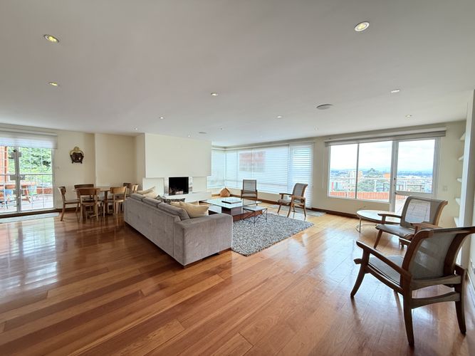 Apartamento de 2 alcobas en venta en Chapinero Alto, Bogotá, 162 m² · foto 22 de 24