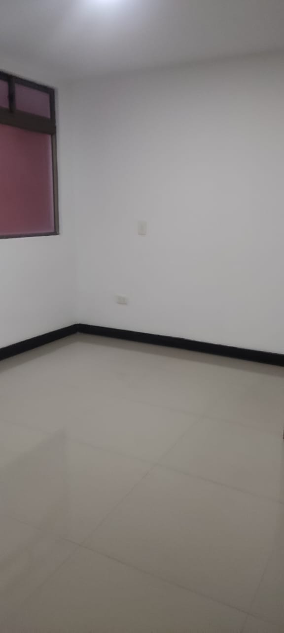 Apartamento en venta en Laureles, Medellín 2