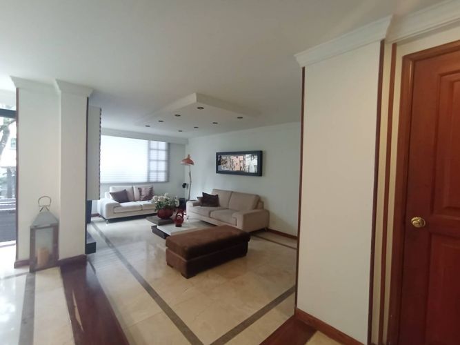 Casa de 5 alcobas en venta en Sotileza, Bogotá, 224 m² · foto 6 de 24