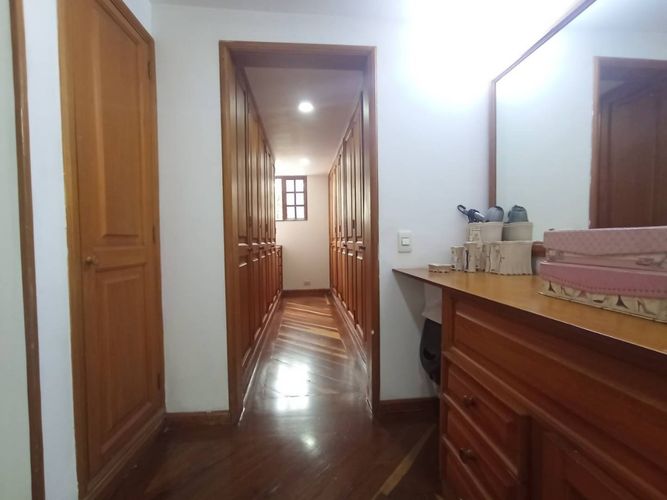 Casa de 5 alcobas en venta en Sotileza, Bogotá, 224 m² · foto 23 de 24