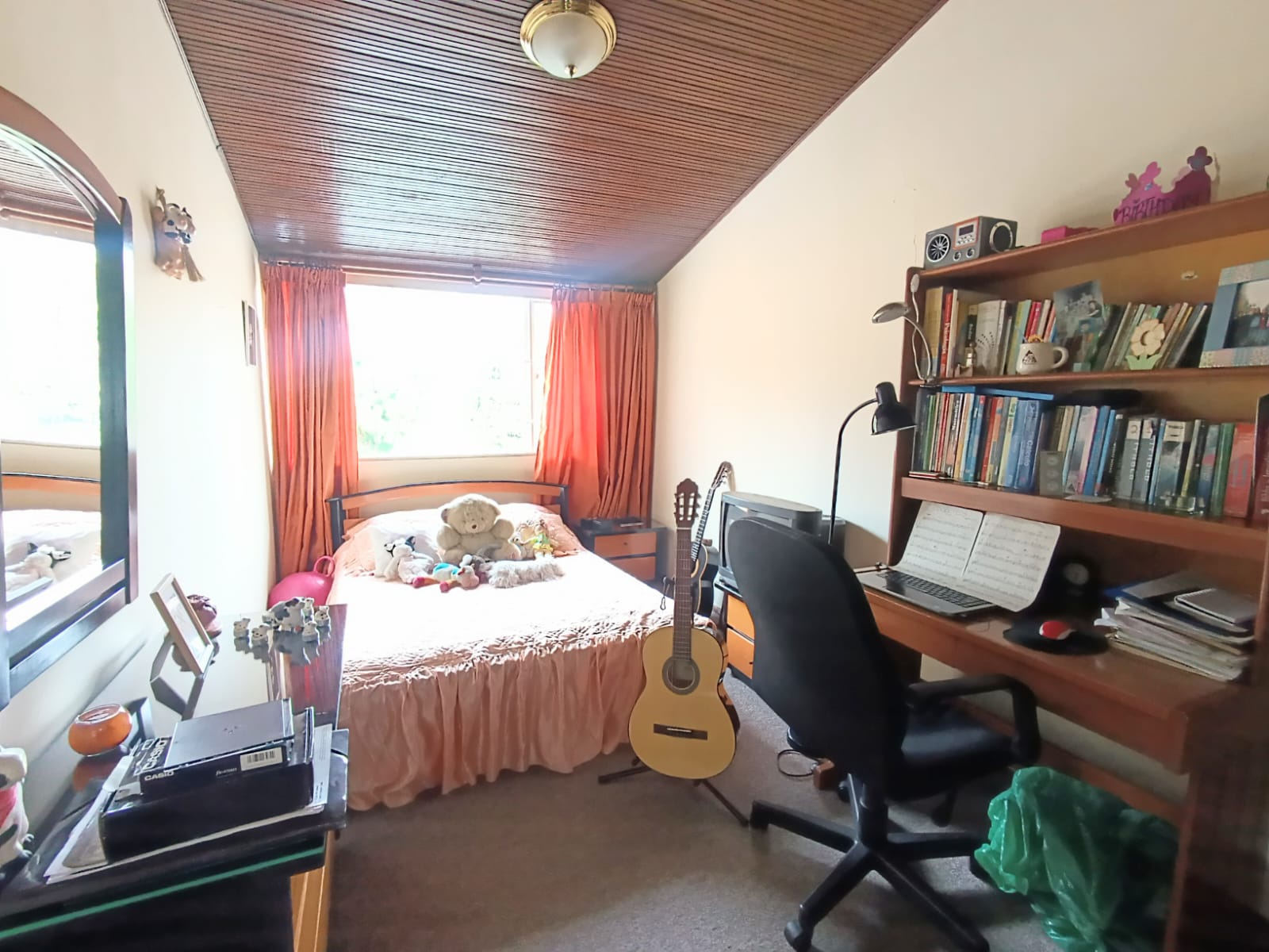 Casa en venta en Lagos De Cordoba, Bogotá · foto 16 de 24