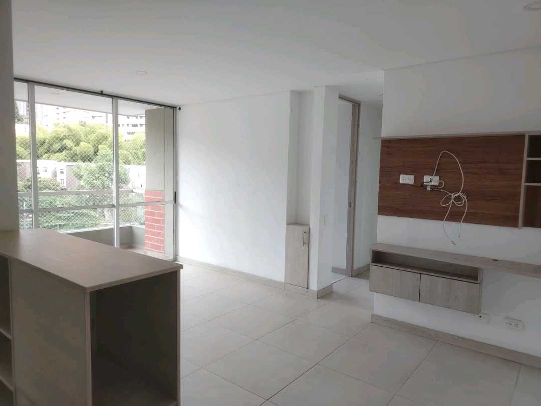 2BR Apartment in Maria Auxiliadora (60 m²) - 3