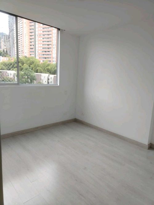 Apartamento de 2 alcobas en arriendo en Maria Auxiliadora, Sabaneta, 60 m² · foto 8 de 14