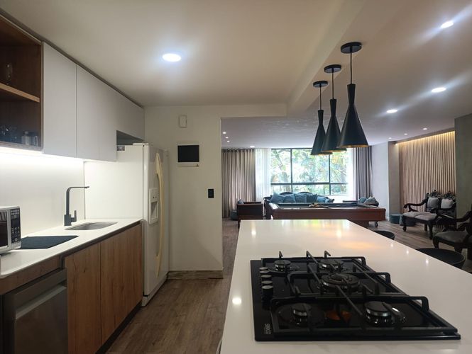Apartamento de 3 alcobas en venta en El Poblado, Medellín, 154 m² · foto 7 de 19