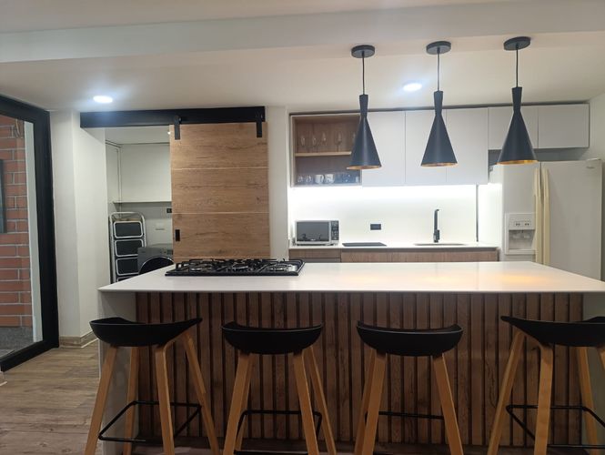 Apartamento de 3 alcobas en venta en El Poblado, Medellín, 154 m² · foto 6 de 19