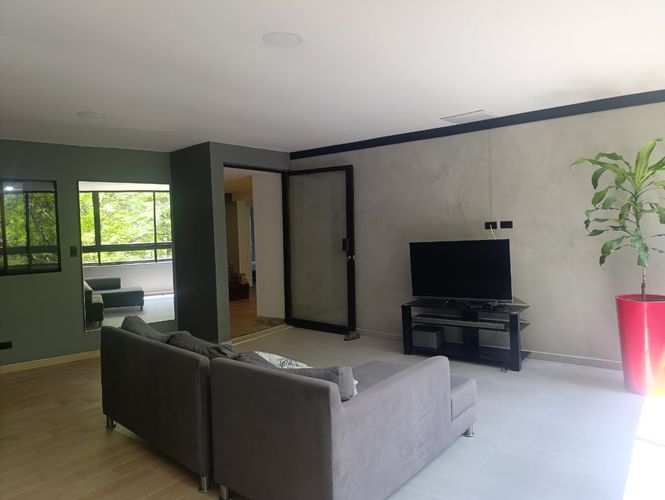 Apartamento de 3 alcobas en venta en El Poblado, Medellín, 154 m² · foto 10 de 19