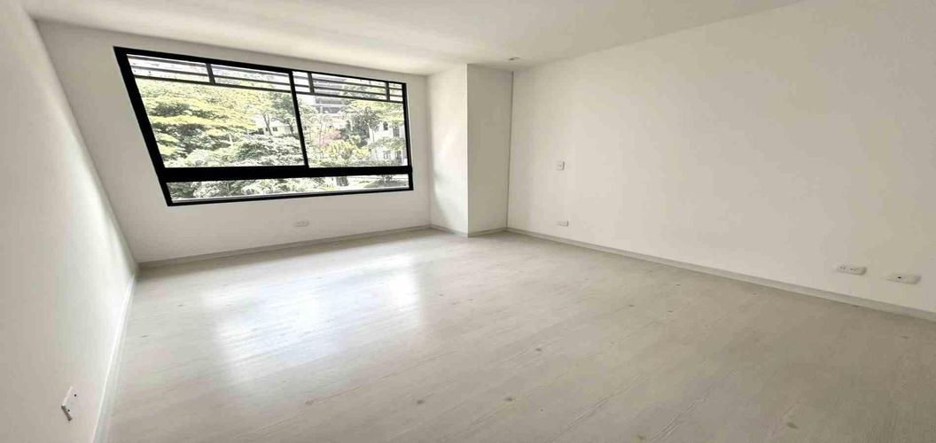Apartamento de 3 alcobas en venta en Castropol, Medellín, 104 m² · foto 7 de 24