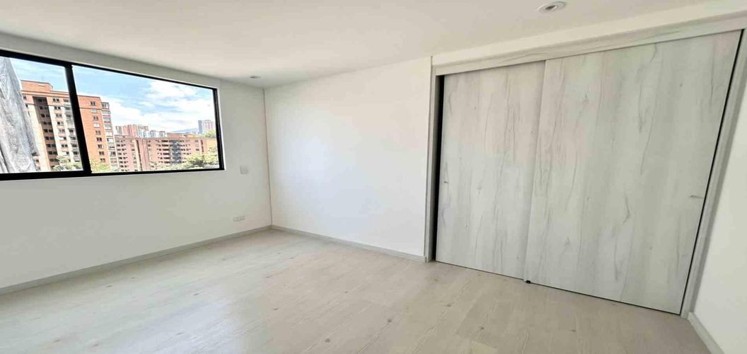 Apartamento de 3 alcobas en venta en Castropol, Medellín, 104 m² · foto 14 de 24